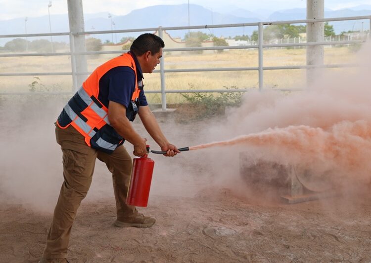 Capacitan a brigadistas de la Torre Bicentenario en medidas de seguridad