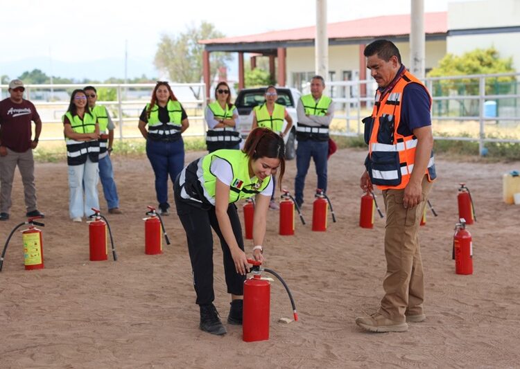 Capacitan a brigadistas de la Torre Bicentenario en medidas de seguridad