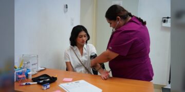 Certificados médicos gratuitos benefician a familias de NLD