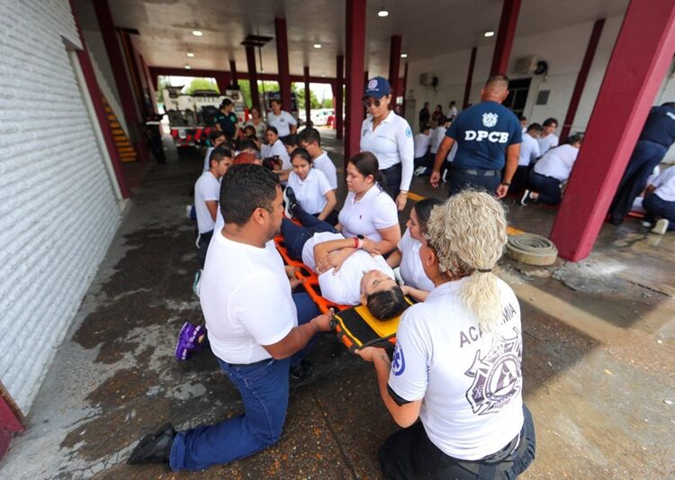 Cierra convocatoria para la academia de bomberos