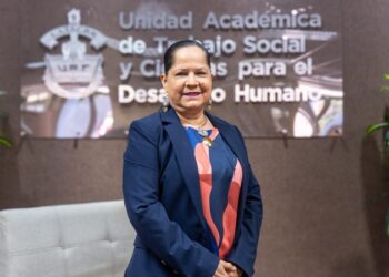 Colabora la UAT en iniciativa para incluir al trabajador social en la educación