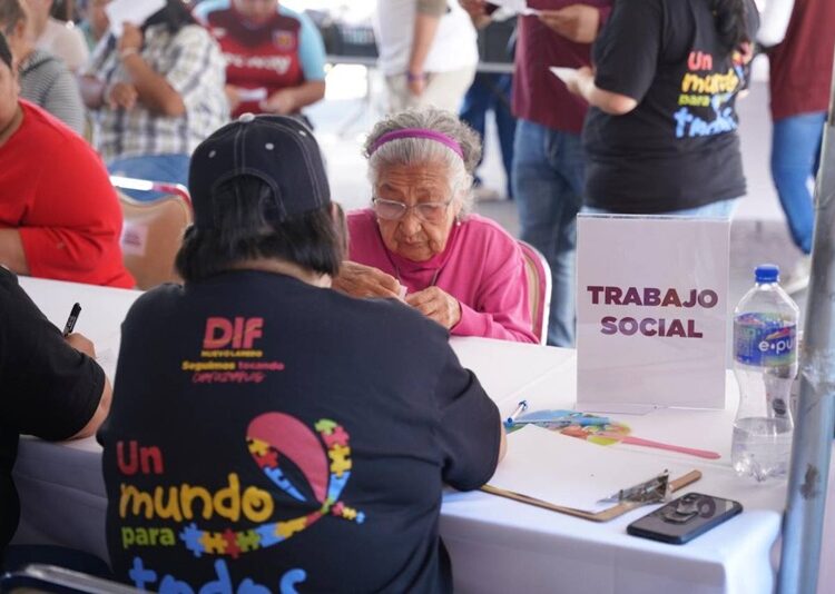DIF NLD festejará a adultos mayores con Salud y Bienestar en brigada médica