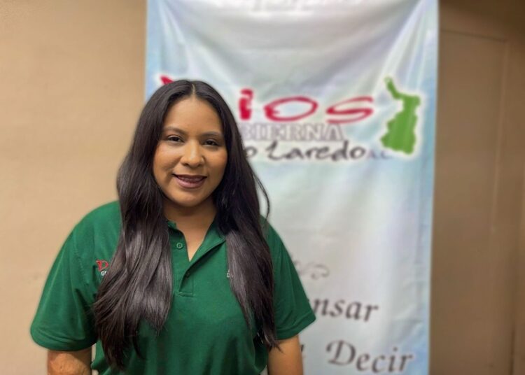 DIOS Gobierna NUEVO Laredo A.C. “Una familia al servicio de la gente”