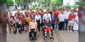 Dan Lalo y Lucy apoyo a atletas de deporte adaptado