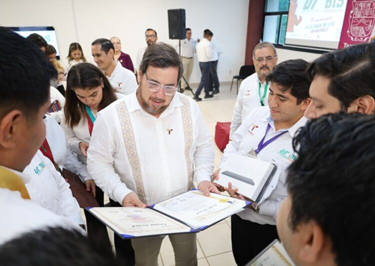 Desarrollan estudiantes de la UT Altamira proyectos innovadores