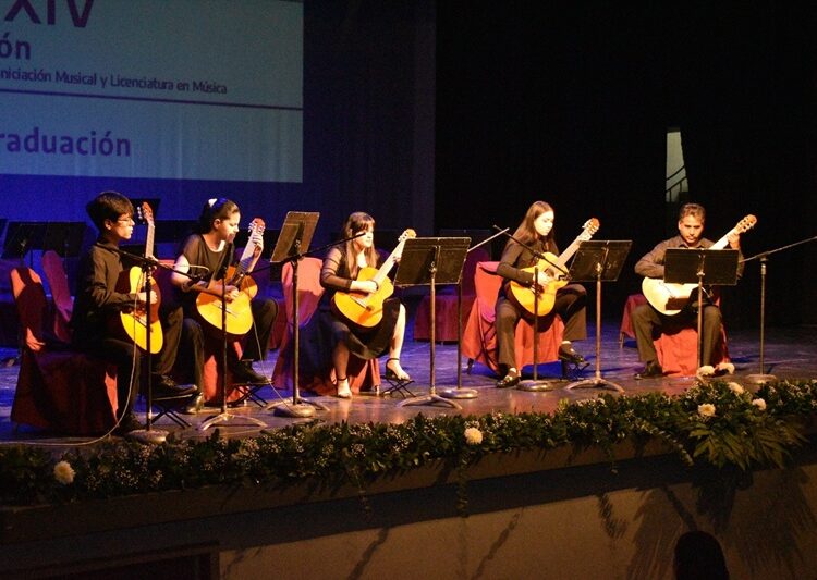 Egresa del Colegio de San Juan Siglo XXI nueva generación de especialistas en música