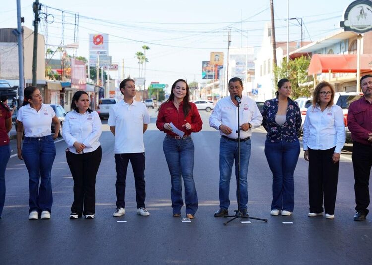 Entrega Carmen Lilia rehabilitación de drenaje sanitario