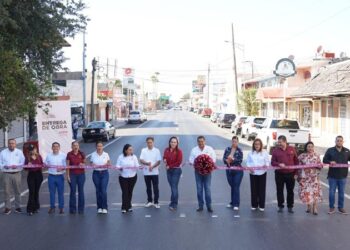 Entrega Carmen Lilia rehabilitación de drenaje sanitario