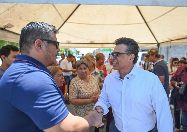 Entrega Gattás nueva calle para beneficiar a vecinos de 2 colonias