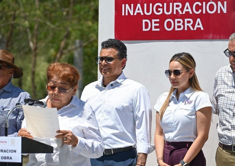 Entrega Gattás nueva calle para beneficiar a vecinos de 2 colonias