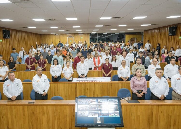 Entrega ITABEC becas “Futuro Tamaulipas Jóvenes de Nivel Superior”