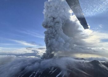Terremoto podría haber provocado la 1.ª erupción de este volcán en 600 años