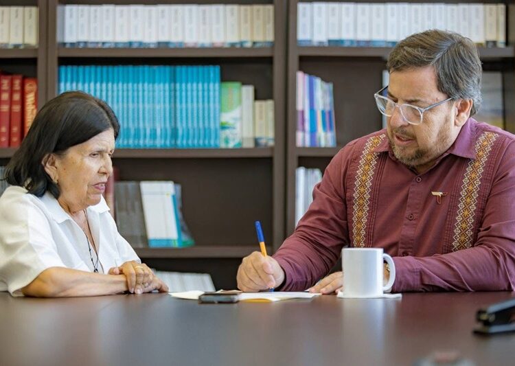 Escucha titular de Educación a estructura educativa con Audiencia con tu Secretario