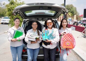 Extienden campaña del “Escuelatón 2025” para apoyar a estudiantes de NLD