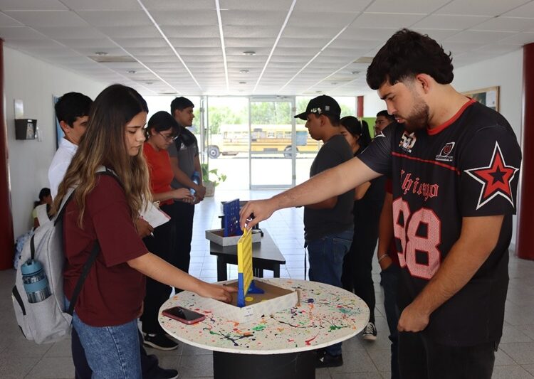 Fortalece UPRR la unidad estudiantil con Juegos Intergrupales