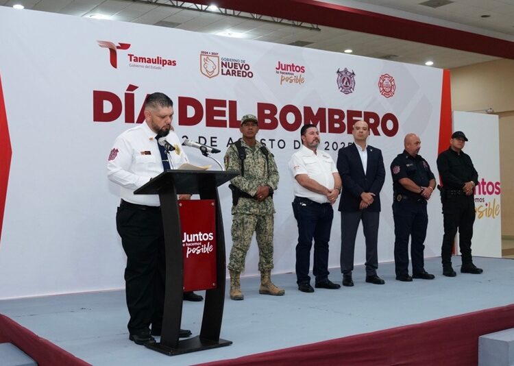 Gobierno Municipal celebra a los bomberos de NLD