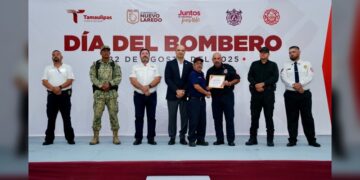 Gobierno Municipal celebra a los bomberos de NLD