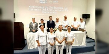 Gradúa ISSSTE Tamaulipas a 4 enfermeros pasantes en emotiva ceremonia