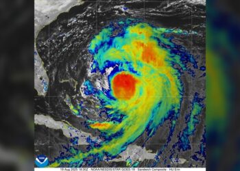 Eu advierte de peligro en costa este por huracán ‘Erin’