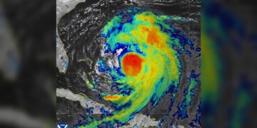 Eu advierte de peligro en costa este por huracán ‘Erin’