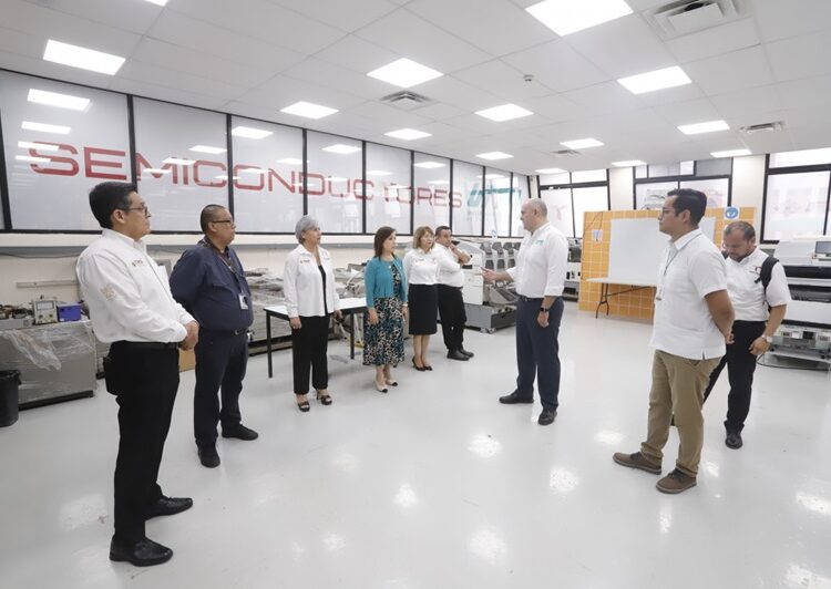 Impulsan ITACE y UTTN  formación docente en semiconductores y microelectrónica