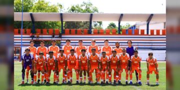 Inicia el campeón con triunfo