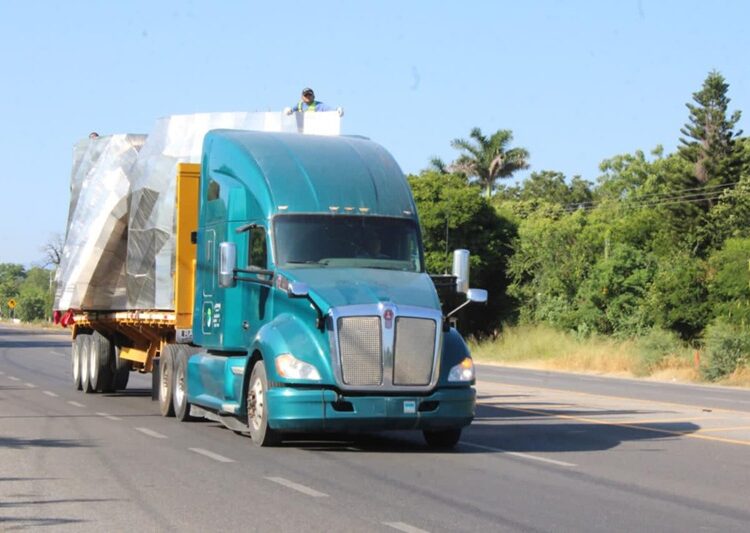 Inicia traslado de la escultura de la Virgen de la Misericordia hacia ‘El Chorrito’