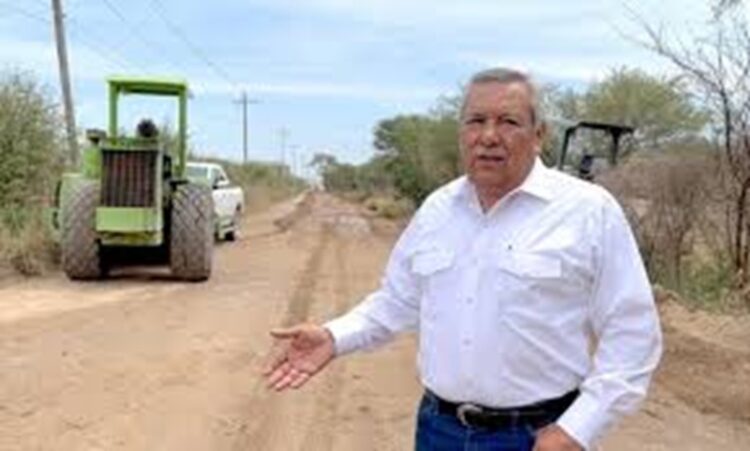 Dámaso de gira por universidades