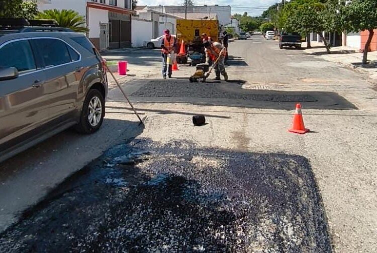 Gobierno de Victoria acelera programa de bacheo