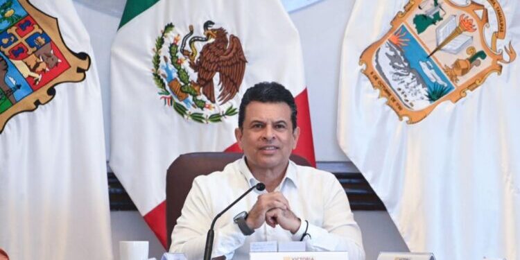 Lalo Gattás prepara ajustes en su gabinete