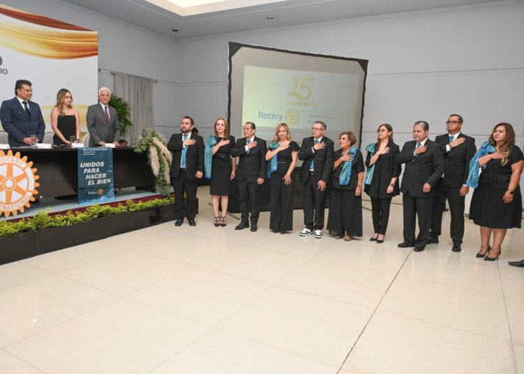 Reconoce Lalo Gattás labor altruista del Rotario Bicentenario