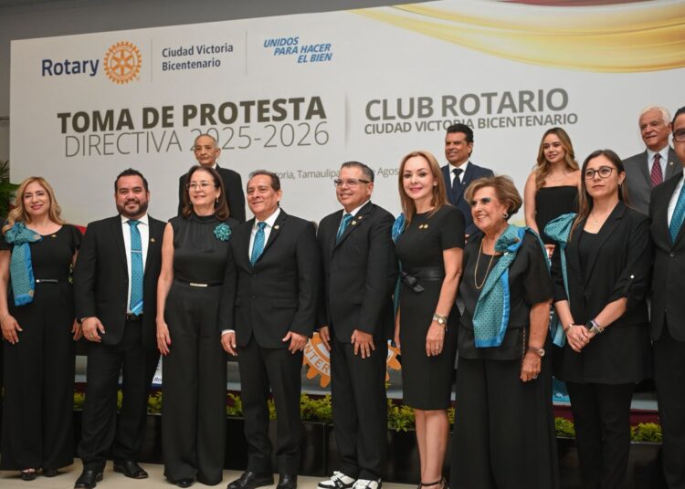 Reconoce Lalo Gattás labor altruista del Rotario Bicentenario