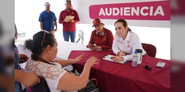 Lleva Carmen Lilia servicios del Gobierno de NLD a colonia Nueva Victoria