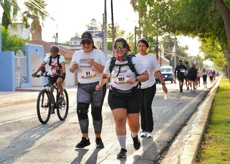 Más de mil 300 corredores tiñen de color la ‘Carrera Joven 2025’