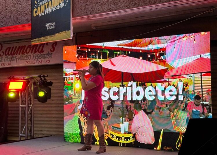 Mercado ‘Maclovio Herrera’ se viste de fiesta con concurrido concurso de karaoke