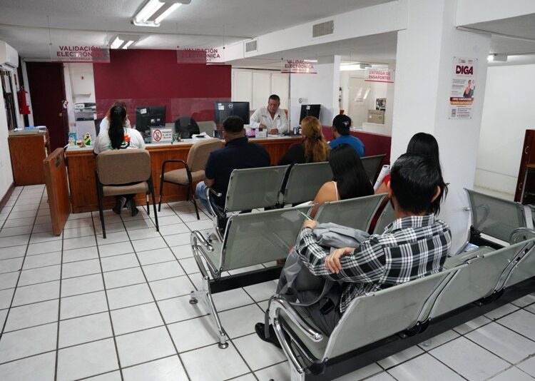 Oficina de pasaportes en NLD trabaja al 100% con atenciones diarias