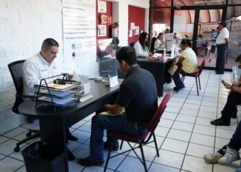 Oficina de pasaportes en NLD trabaja al 100% con atenciones diarias