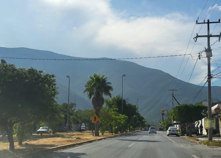 Pavimenta Secretaría de Obras Públicas el altiplano tamaulipeco