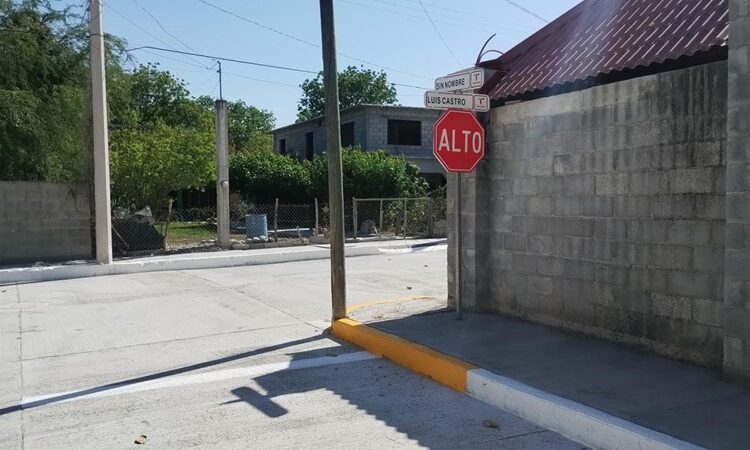 Pavimenta Secretaría de Obras Públicas el altiplano tamaulipeco