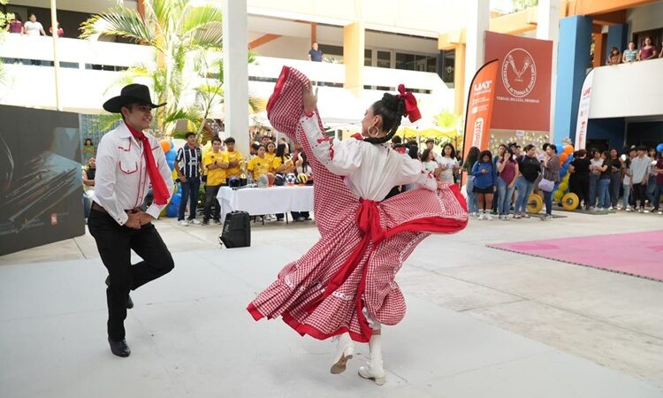 Presenta la UAT su oferta deportiva, cultural y de servicios educativos
