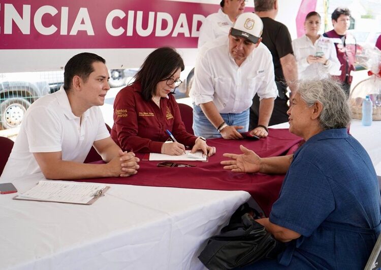 “Presidencia Cerquita de Ti” llega a la colonia Hidalgo para atender a vecinos del sector