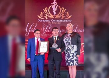 Recibe Dámaso Anaya ‘Premio Nacional al Mérito Profesional 2025’