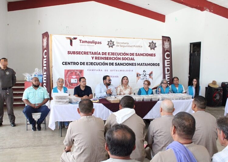 Reciben PPLs 160 pares de lentes en CEDES Matamoros