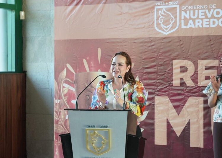 Reconoce Carmen Lilia Canturosas a jóvenes destacados de NLD