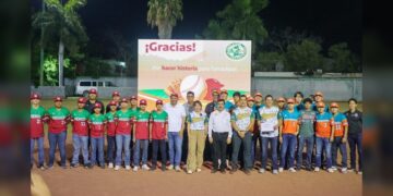 Reconocen a beisbolistas que representaron a MX en Serie Mundial