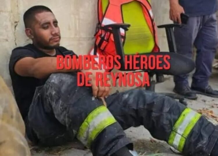 Reconocen labor heroica de bomberos tras incendio en recicladora de Reynosa