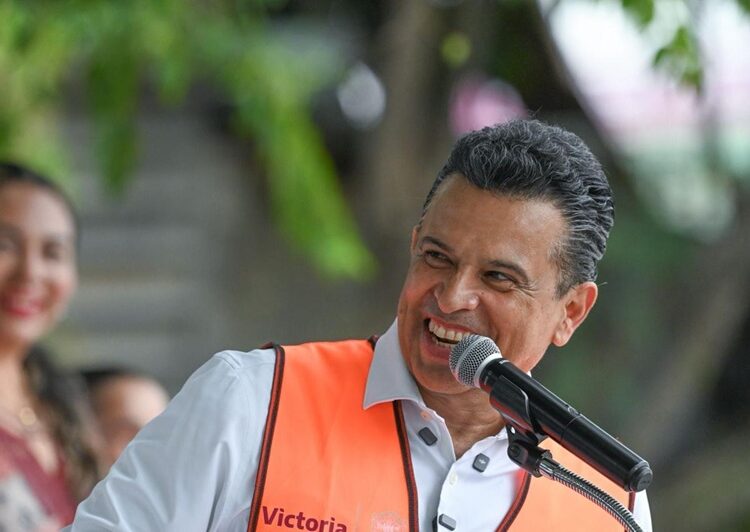 Rehabilitará Gobierno red de agua potable en la Nacozari y Miguel Alemán