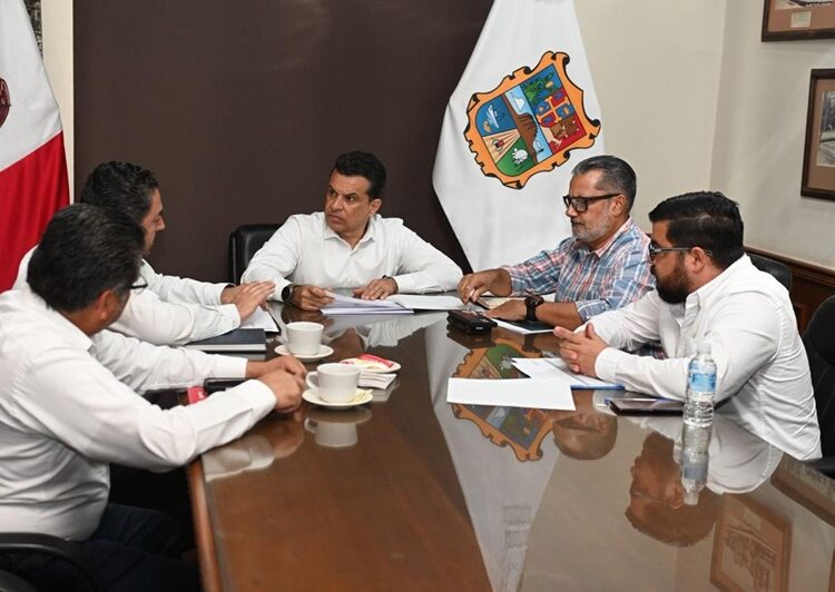 Trabajan Municipio y CFE en reordenamiento de la red eléctrica