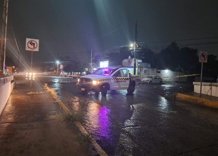 Apoya Transito Local a ciudadanos afectados por tormenta