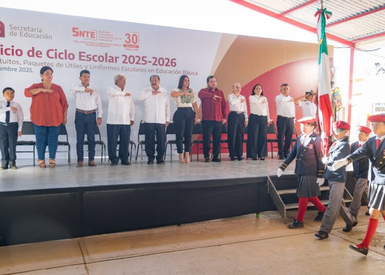 Arranca ciclo escolar 2025-2026 en Tamaulipas con entrega de útiles, uniformes y libros de texto